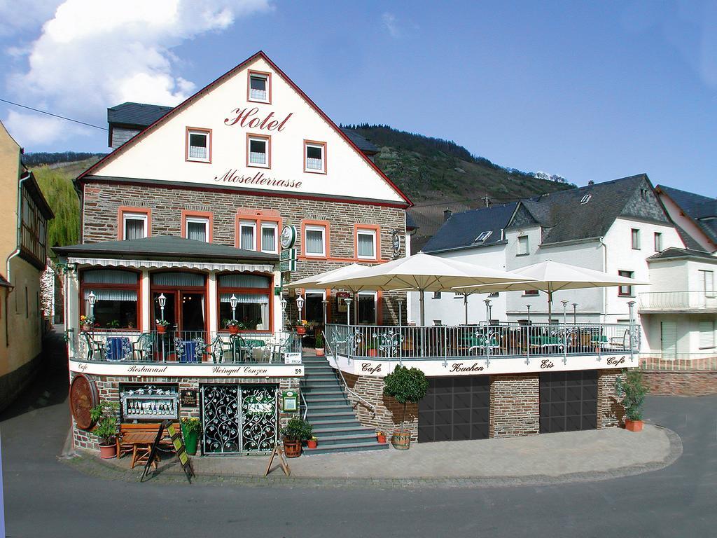 Hotel Moselterrasse Едіґер-Еллер Екстер'єр фото